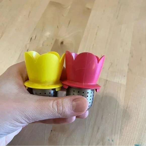 2 IKEA VAGRAT Stainless Steel Floating Basket Tea Infuser Herb Strainer - Picture 4 of 8